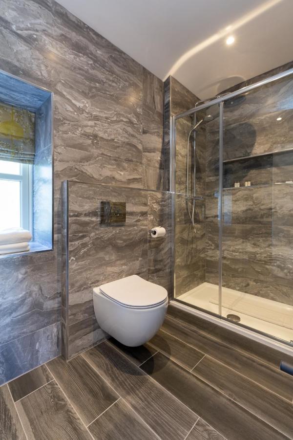 Bective Stud Apartments نافان المظهر الخارجي الصورة